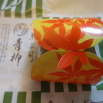 御菓子司 青柳 - 桃山（210円）