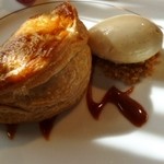 ラ・ターブル・ド・トリウミ - 湘南産和栗のパイ包み焼き