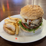 パントリー コヨーテ - エースバーガー　1580円（税込）