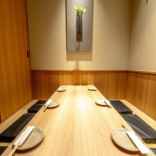 4～6名様。当店イチ押しの掘りごたつの超VIP完全個室★