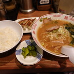 満龍 - 味噌ラーメン餃子セット2023.08.19