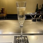 神戸牛 個室 ステーキ 吉祥 - シモネ・フェブル クレマン・ド・ブルゴーニュ