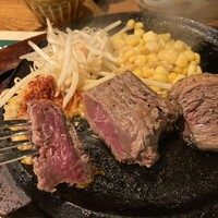 マヌエル タスカ ド ターリョ 丸の内店 - 牛ランプ
