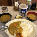 よしのや食堂 - 料理写真:カレーライス 900円   大盛り ＋100円