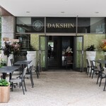 DAKSHIN - 店頭