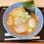 Ramen Kanibaru - 第4弾！麺屋銀星の味玉中華そば！11月下旬まで銀星の煮干し中華そばだそうです。値段は850円くらいだったはず(うる覚え^^;)