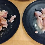 Yakiniku Kingu - 【ほりにし焼肉】鶏皮焼＆鶏皮焼(塩)