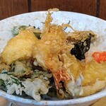 天丼ふじ - 天丼 800円 大盛 100円 漬物 100円