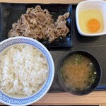 Yoshinoya - 牛皿定食・並※ご飯増量(無料)635円