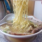 かし亀 - 麺リフトアップ