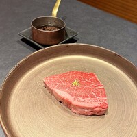 牛の達人 GINZA - シャトーブリアン ホットショコラソース
                      