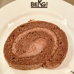 BERG - 自然卵のロールケーキ ショコラ 税別¥380
