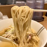らぁ麺 はやし田 中目黒店 - ツルモチの麺