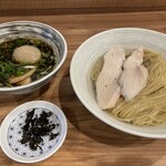 Nippombashi Saka Ichi - 煮干し香る昆布水つけ麺