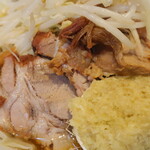 ラーメン二郎 - この日の豚