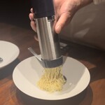 焼肉牛印 - 栗のペーストをその場でかけてくれる