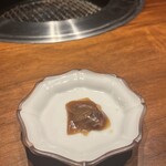 焼肉牛印 - おかわりしたスライスにんにく