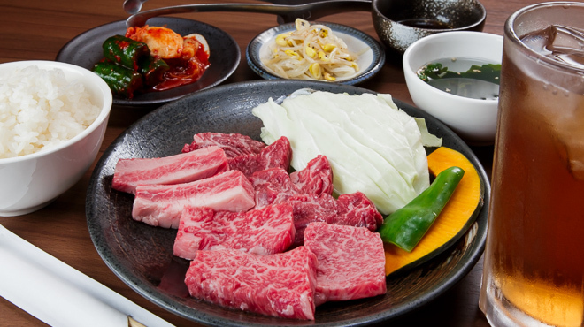 焼肉盛輝
