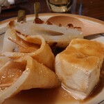 Yokochou - おでんは味噌おでん。豆腐と練り物。青森、おでんフェアやってるのかな？リーフレットがありました。