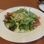 Resutoran Kuresento - 最初に配膳されるソフトサラミのサラダ