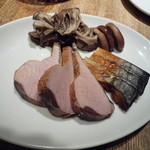 ぢりお - 絶品の鯖と鰹の燻製