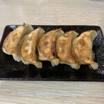 Gyouza Saikan - 焼き餃子（５個）　２５０円