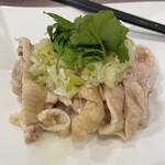 Kanton Dainingu Taku - 蒸し鶏の葱生姜ソース