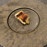 アル・ケッチァーノ  石巻  - （2023/8月）穴子の白焼きとナスのプレゼ