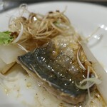 アル・ケッチァーノ  - （2023/8月）鯖の湯上げ　バルサミコ醤油