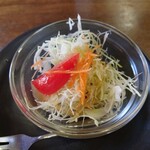 モカコーヒー - ◯サラダ
甘みとほんのり酸味な
塩系の自家製ドレッシングで美味しい