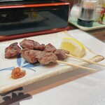 Izakaya Mikoshi - 豚カシラ串2本