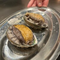 mahoroba 鉄板 心斎橋 - 蝦夷鮑