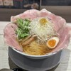 醤油らーめん ピース 豊中店