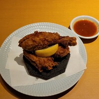 鶏料理 清水 - 骨付き鶏ジューシー揚げ
