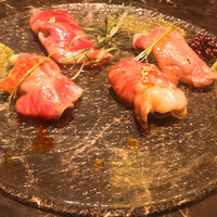 個室焼肉 牛炙 名駅別邸 - 二種類のブランド牛食べ比べ寿司！