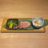厳選焼鳥 一石三鳥 本店 - 