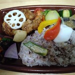 大地の青果店 - お野菜と唐揚げのバランス弁当