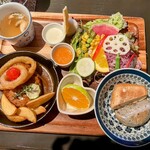 Antique Café on ℃ - 