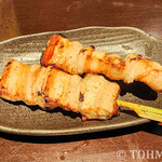 とりかわ処 鶏高 - 糸島産豚バラ串2本