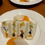 Mizunobu Fruit Parlor Labo - フルーツサンド