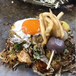 Okonomiyaki Hirano - ソバ（うどん）ライス、月見バーガー風