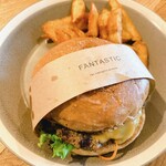 THE FANTASTIC BURGER - 