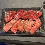 夕日鍋と焼肉のお店 うえだ - ハラミとカルビ