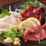 Assortment of 3 types of horse sashimi