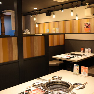 ひとり焼肉～65名貸切可能！シーンや人数に合わせて選べるお席