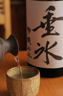 Sushitoku - 各地の選び抜かれた銘酒が、季節によって楽しめます