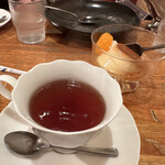 チャップリン喫茶 - 紅茶とプリン