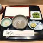 てんぷら 近藤 - 今回の香り付け柑橘はかぼす...前回はレモンだった