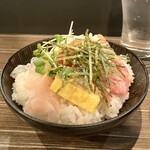 創作居酒屋 まるく - 2代目賄い海鮮丼980円