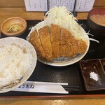 とんかつ まさむね - 上ロースカツ定食。